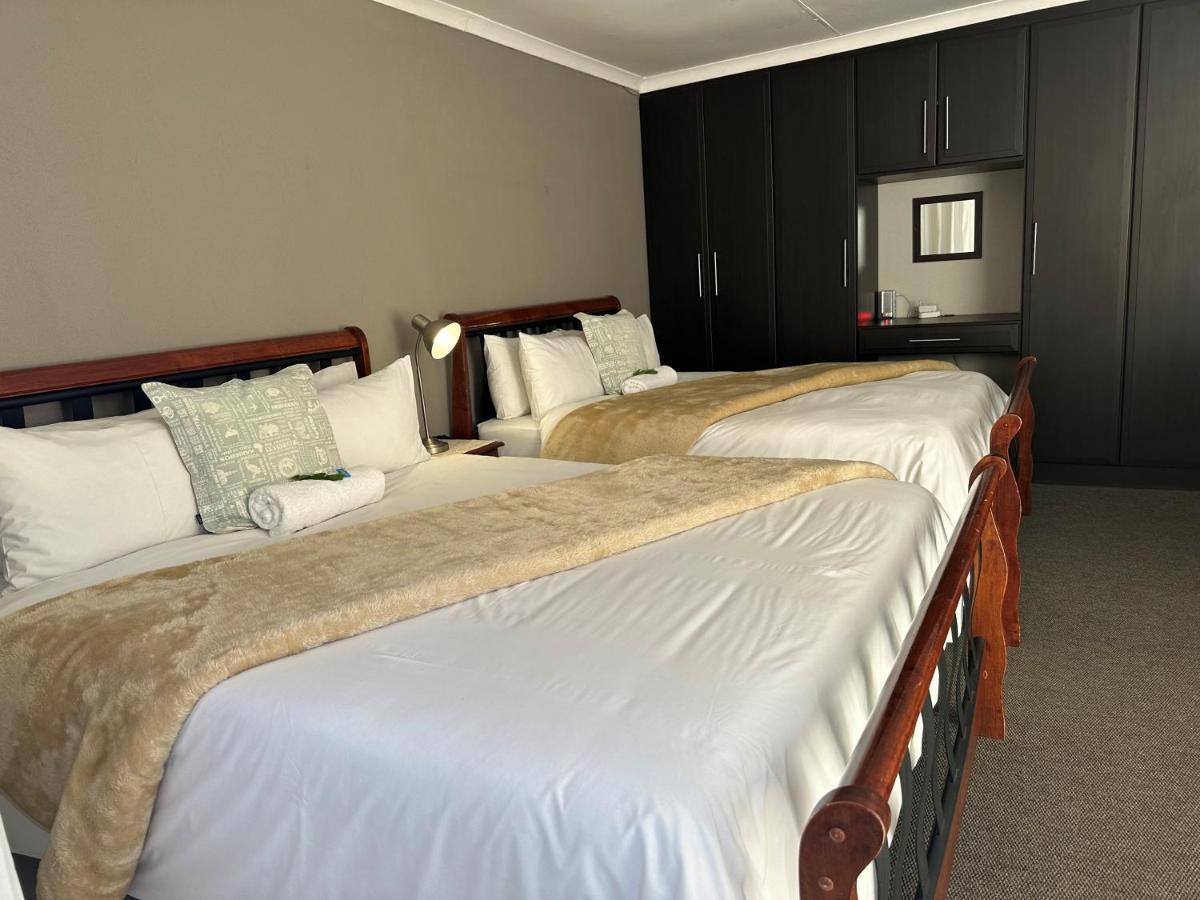 Fin And Feather Guest Lodge Боксбург Экстерьер фото